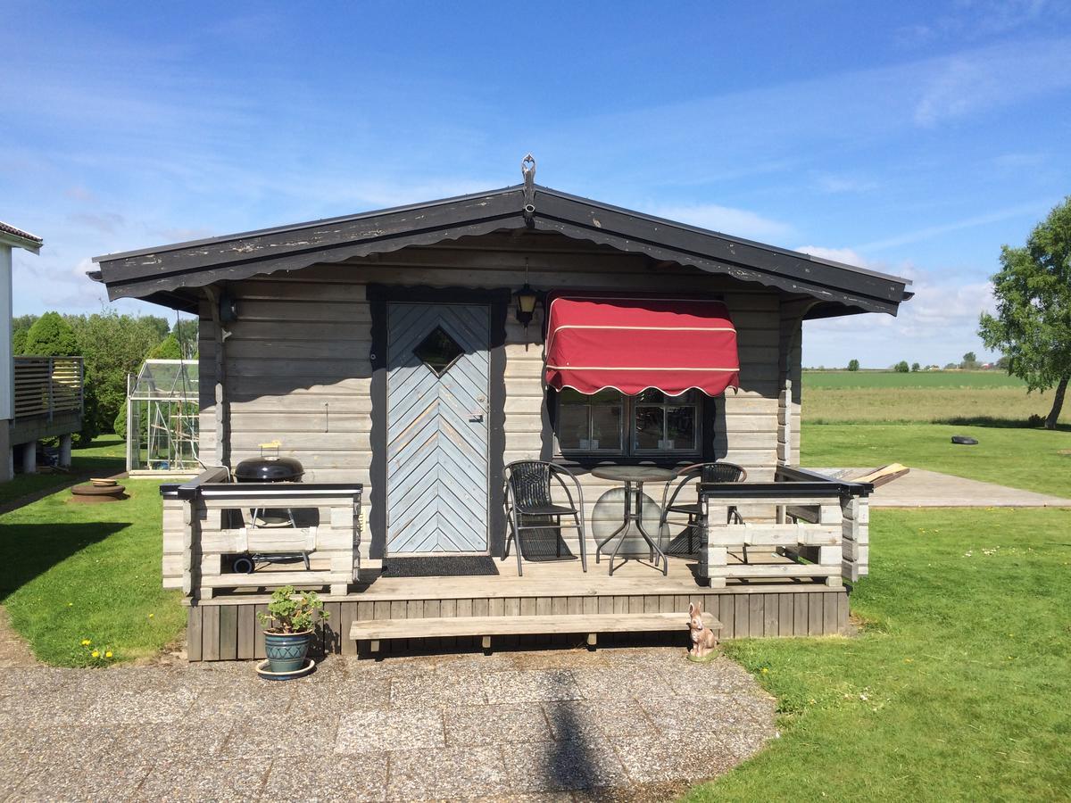 Lillstugan Falkoepingsvaegen Broddetorp エクステリア 写真